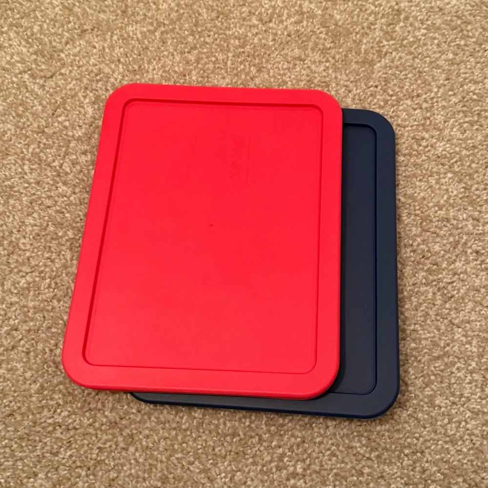 Pyrex 6 Cup Rectangle Lids - 7211